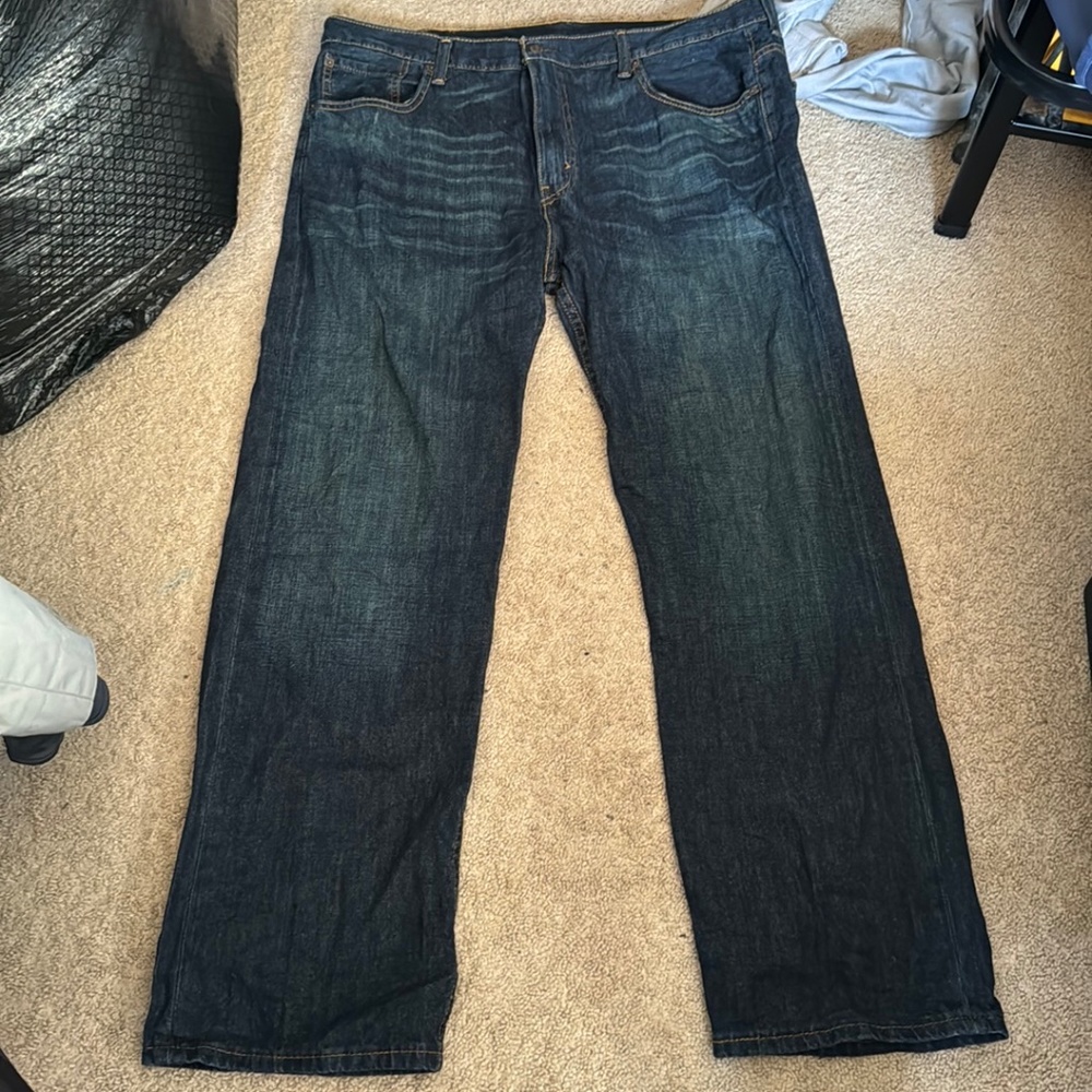 Men's Levi 550 Straight Jeans 38 x 32 - 4996 (s40196)